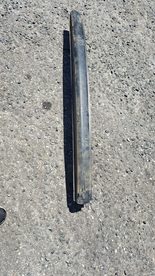 Traviesa trasera seat ibiza 6L