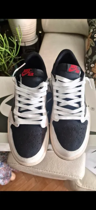 Air Jordan 1 low travis scott olive