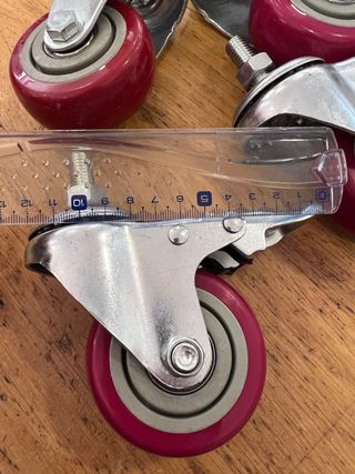 Conjunto 4 rodas c/ travão - NOVO