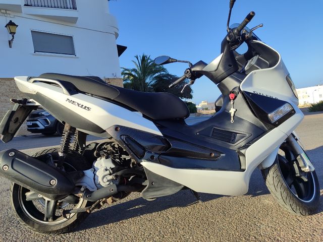 Gilera nexus 300 