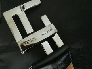 Cinturón fendi