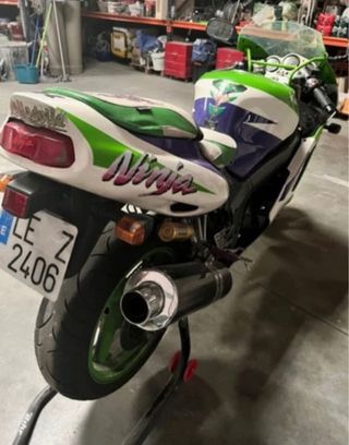 Kawasaki ninja zx9r