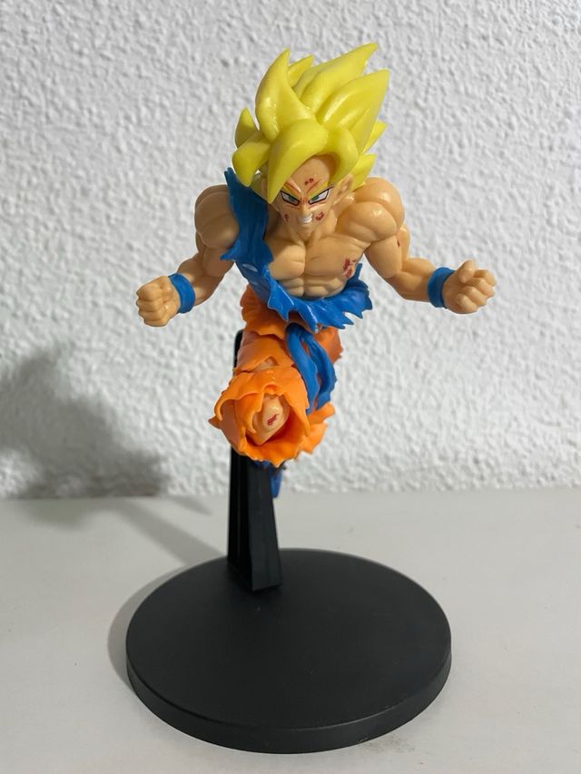 Figura dragon ball goku super saiyan 22 cm