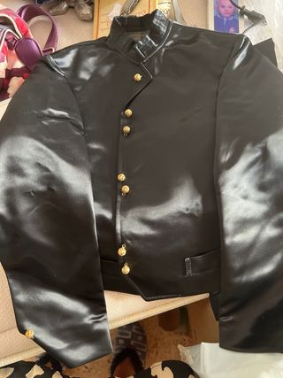 Traje torrenti niño