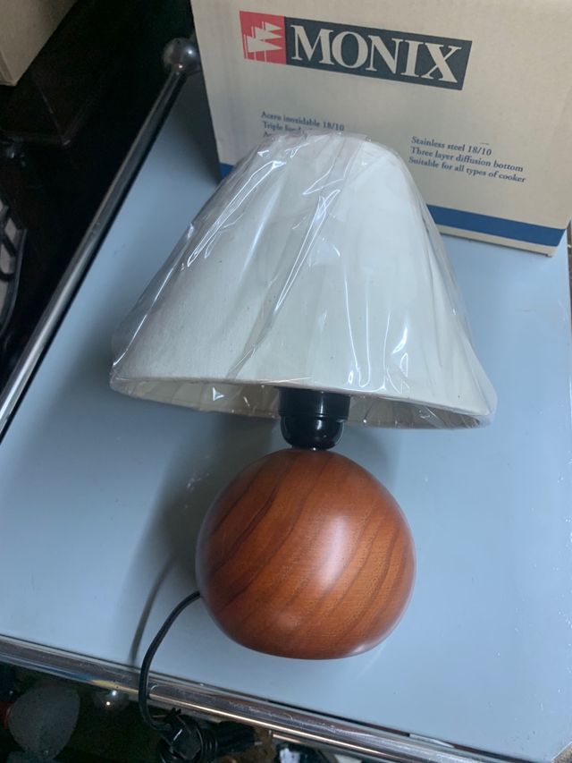 LUZ MESITA NOCHE MADERA