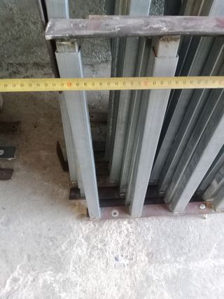 Rejas antiocupa  tubo galvanizado