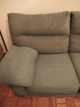 Sofa 3 plazas y 2 butacas