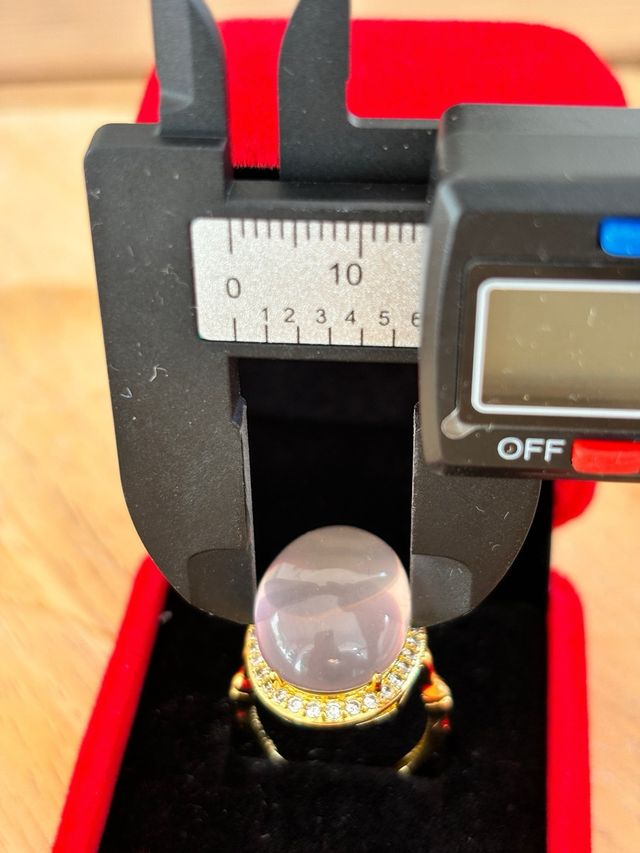 Anillo de cuarzo rosa natural