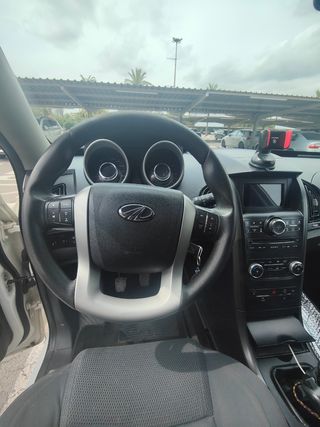 Mahindra XUV 500 2017