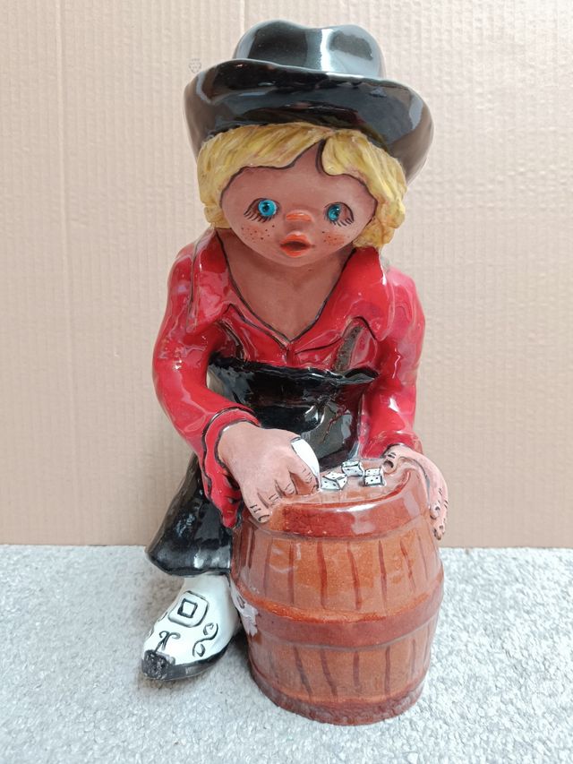 Figura cerámica muy antigua M.L. Campoy