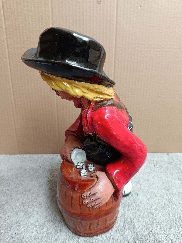 Figura cerámica muy antigua M.L. Campoy