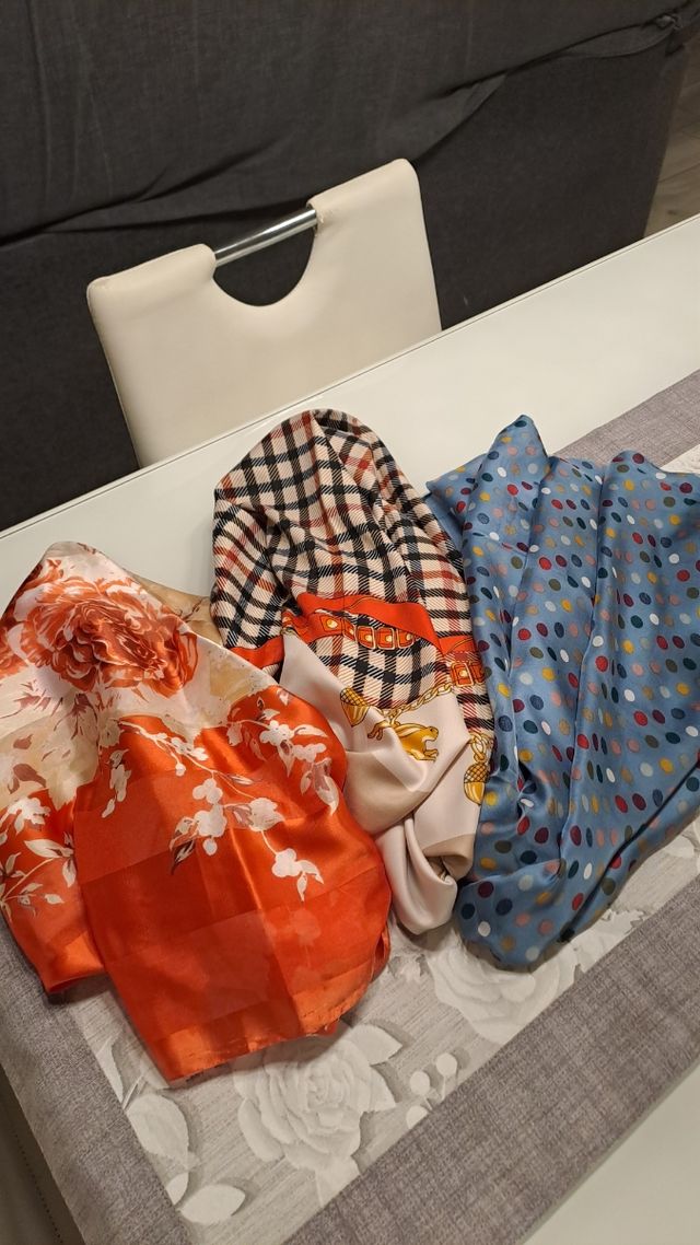 3 foulard