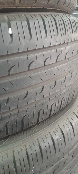 225 55 19 35 por rueda 