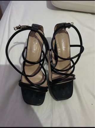 Tacones negros 