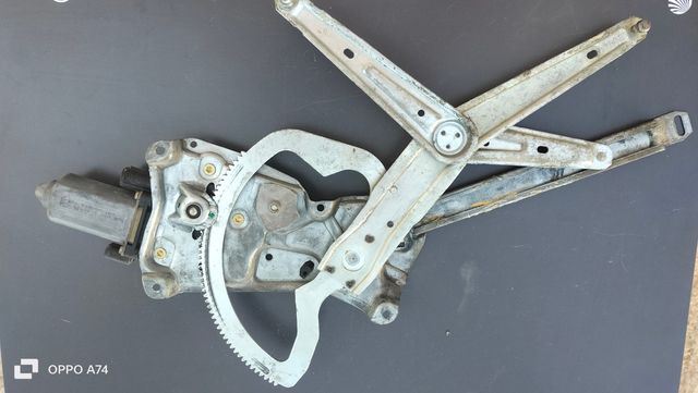 Elevalunas delantero derecho e36 berlina