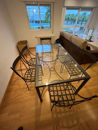 Mesa hierro con 6 sillas