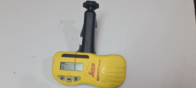 Laxer Rugby 100 Leica, 30 ml de distancia