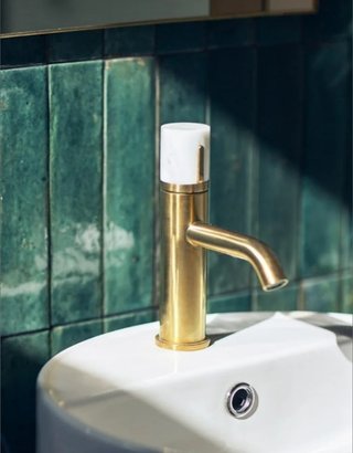 Grifo lavabo monomando dorado / mármol