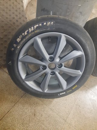 Neumaticos Michelin PA 00 Agua 16"