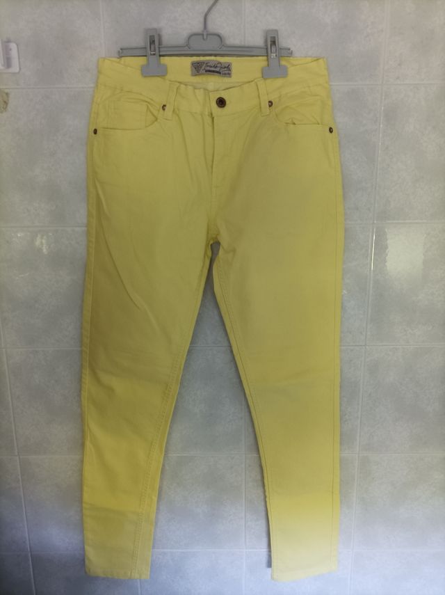 Conjunto pantalón y camiseta