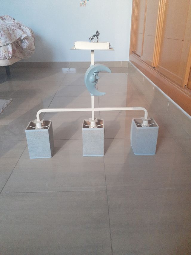 Lámpara infantil luna