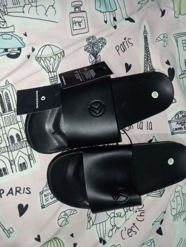 Zapatillas boomerang nuevas talla 39