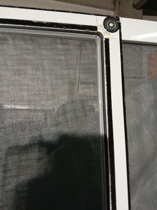 Mosquiteras nuevas se venden