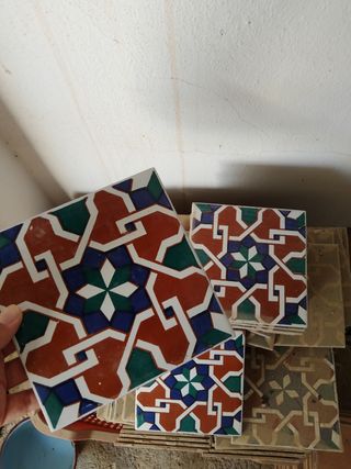 Azulejos antiguos en buen estado