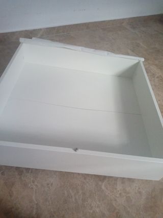 Cajón bajo cama Ikea