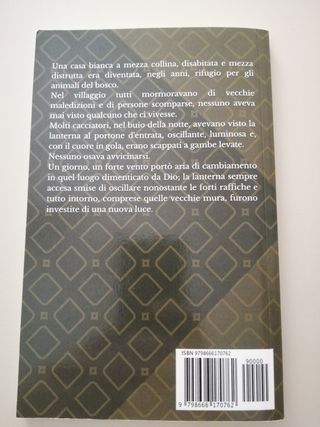 Libro Sorelle di Simona Ubertini