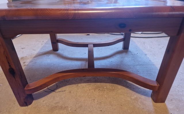 2 Mesas bajas de madera de pino maciza