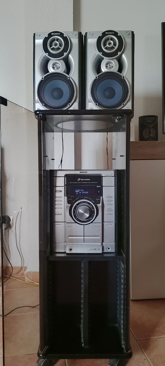 Equipo musical Sony Excelente Estado.