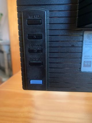 Monitor LG Flatron L192WS + Cabos