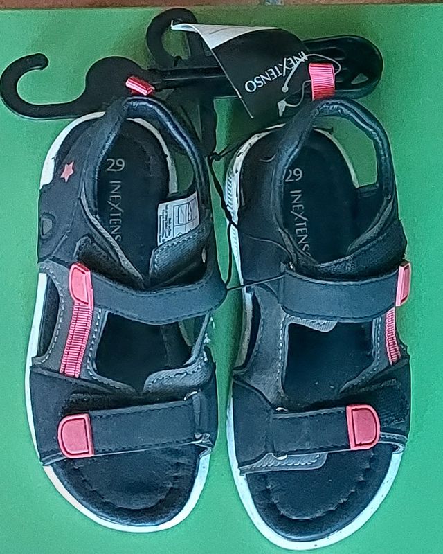 ✨️NUEVAS SANDALIAS NIÑ@S Talla 29