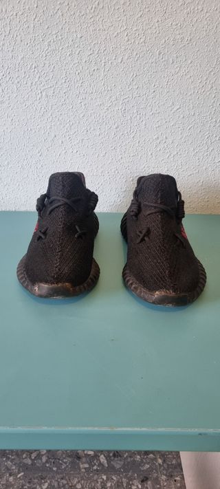 Yeezy boost 350 V2 bred 