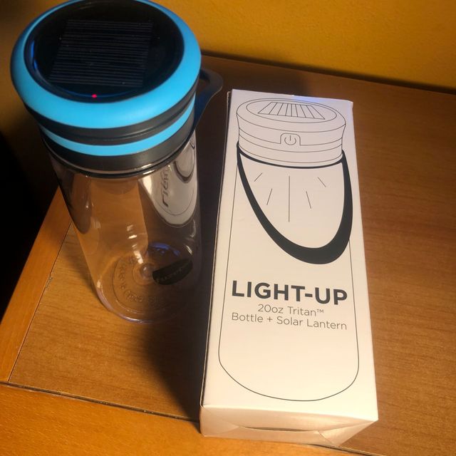 Borraccia Nuova con Lanterna a batteria solare