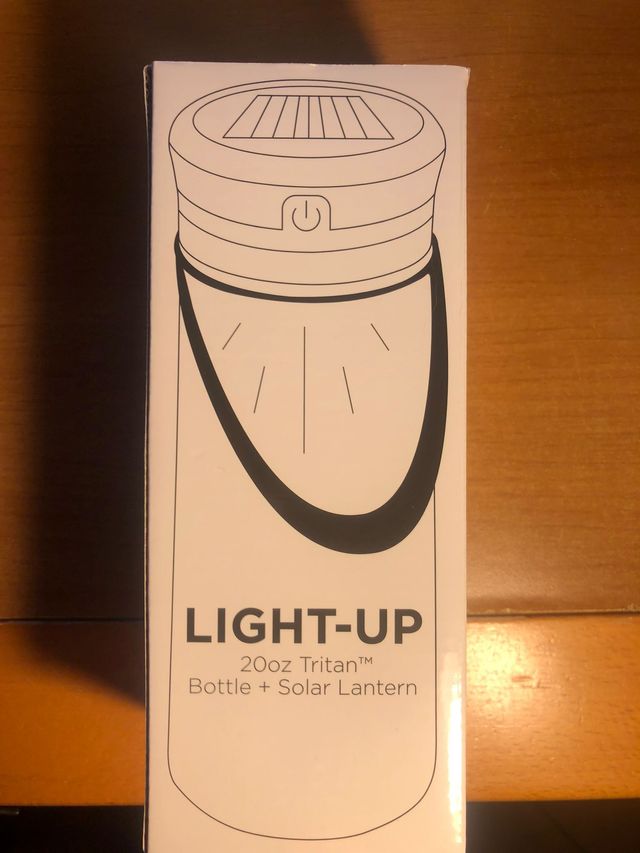 Borraccia Nuova con Lanterna a batteria solare