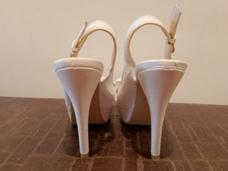 Zapatos de mujer con plataformas