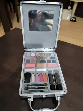 Maletín maquillaje