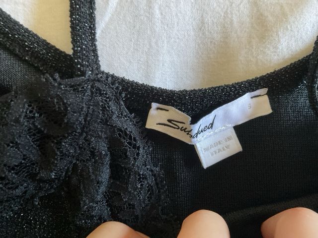 Top brillante subdued