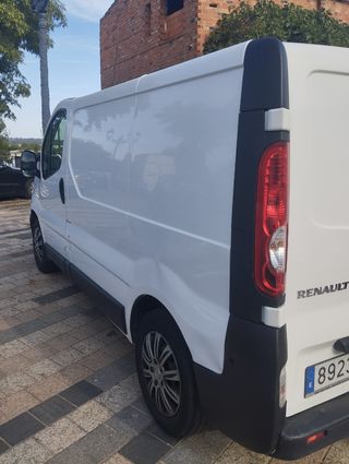 Renault Trafic 2014