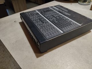 Procesador de efectos Yamaha emp 100.