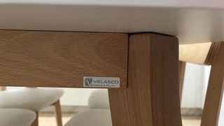 Mesa de cocina marca Velasco