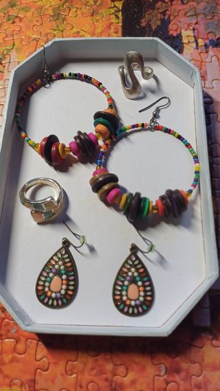 Pendientes y anillos