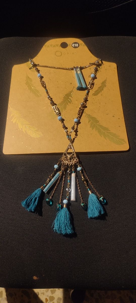 Colgante de mujer étnico