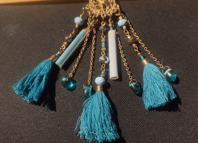 Colgante de mujer étnico