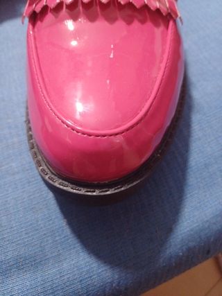 Mocasines fucsias talla 42