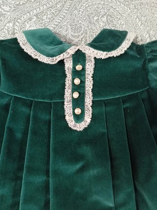 Vestido verde de terciopelo de Illice