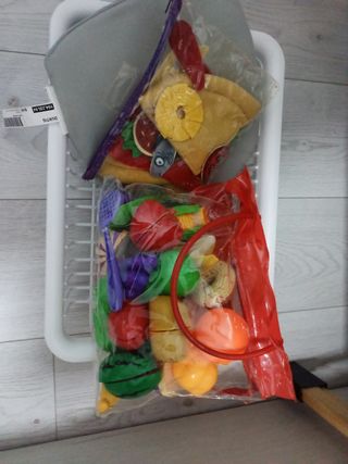 Cocinita de madera con todos los acces