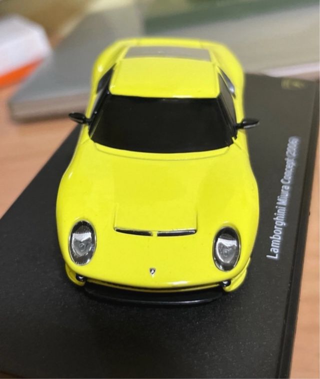 Lamborghini Miura concept 1:43 Official